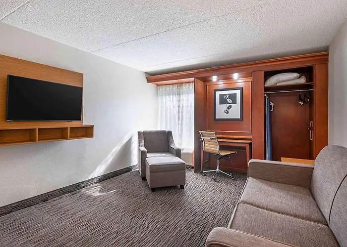 Mainstay Il Hotel